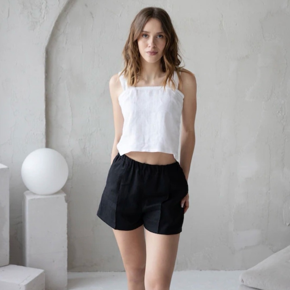 LOFT Black Tailored High-Rise Shorts